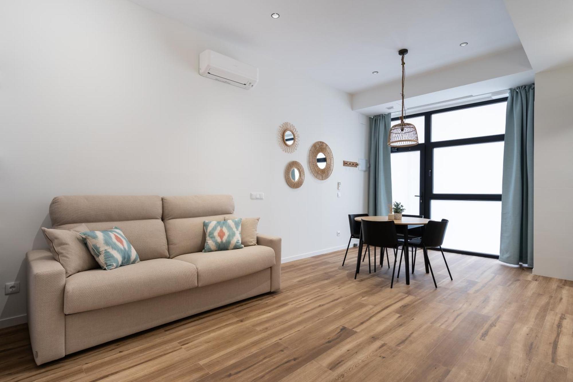 ולנסיה Marina Beach Apartments מראה חיצוני תמונה